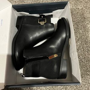 NEW women’s Tommy Hilfiger black ankle boots 5.5M